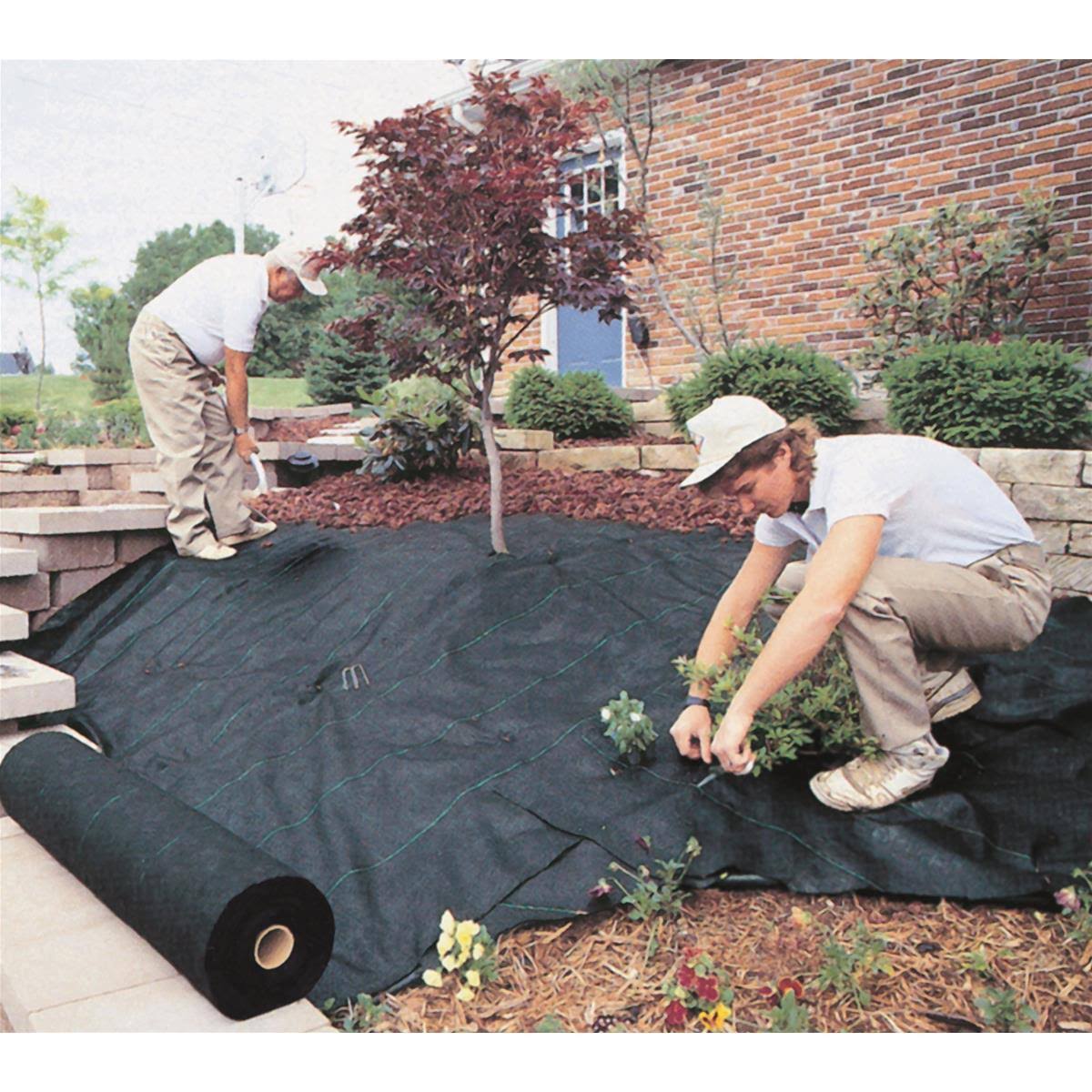 20 Year 250 x 4& 4 oz Landscape Fabric Weed Barrier (2 Pack) I93871